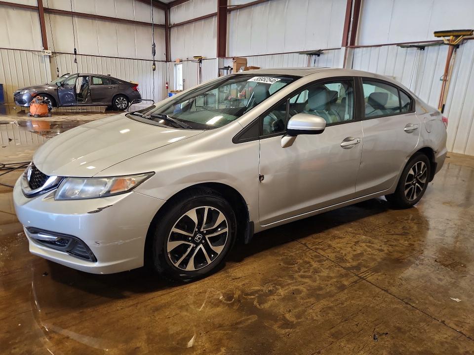 Auction sale of the 2015 Honda Civic, vin: 19XFB2F85FE218464, lot number: 55952546