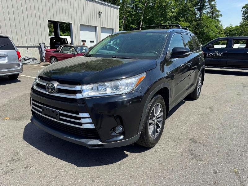 2019 Toyota Highlander მანქანა იყიდება აუქციონზე, vin: 5TDJZRFH6KS934563, აუქციონის ნომერი: 56613476