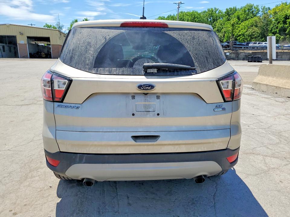 2017 Ford Escape მანქანა იყიდება აუქციონზე, vin: 1FMCU9GD4HUC70850, აუქციონის ნომერი: 56940706