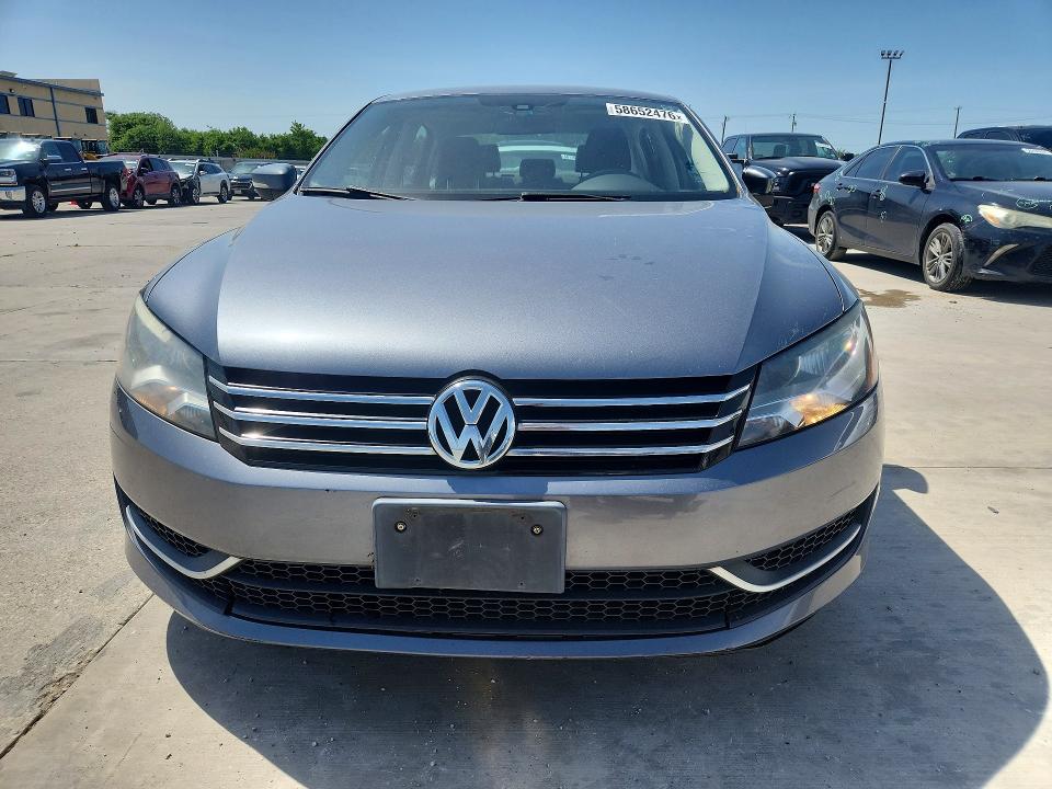 58652476 :رقم المزاد ، 1VWAP7A38EC026074 vin ، 2014 Volkswagen Passat مزاد بيع
