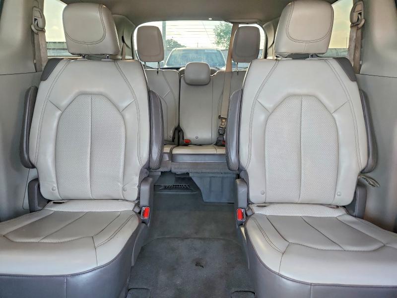 56747936 :رقم المزاد ، 2C4RC1DG9LR265411 vin ، 2020 Chrysler Voyager مزاد بيع