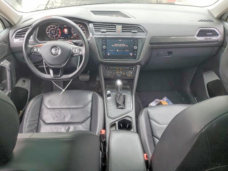 57331156 :رقم المزاد ، 3VV5B7AX5JM090881 vin ، 2018 Volkswagen Tiguan مزاد بيع