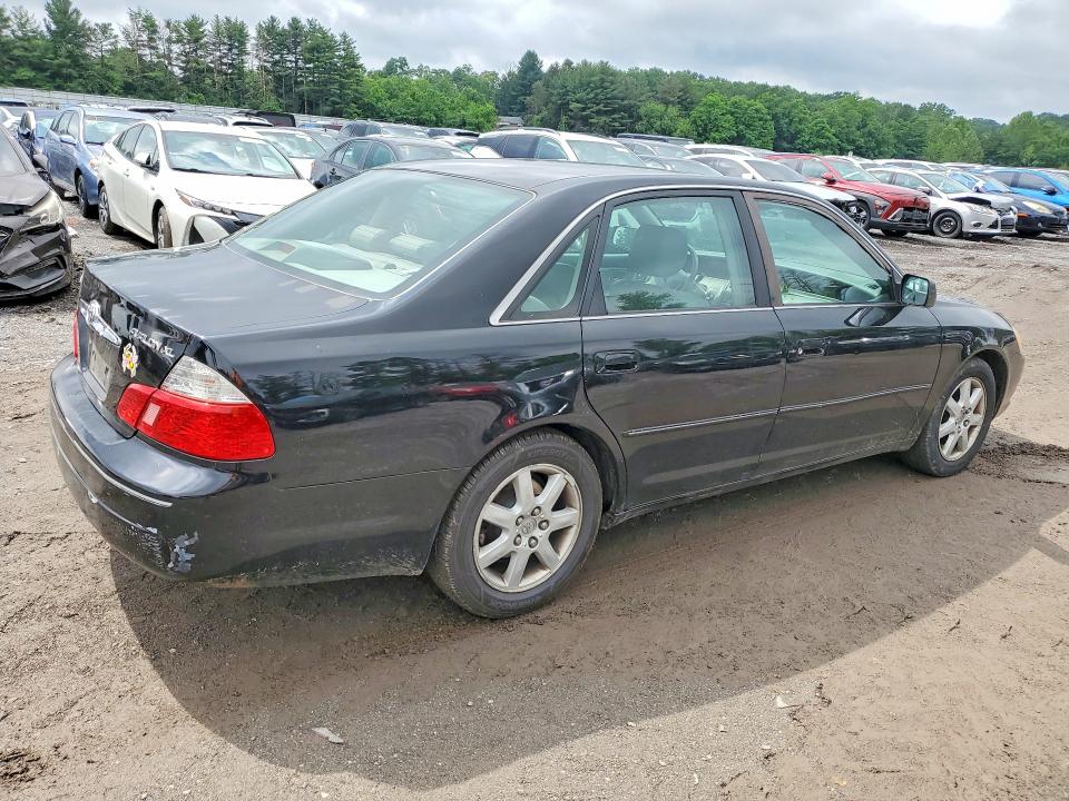 56515176 :رقم المزاد ، 4T1BF28B13U284448 vin ، 2003 Toyota Avalon مزاد بيع