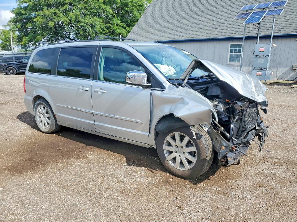 58004526 :رقم المزاد ، 2A4RR8DG9BR713680 vin ، 2011 Chrysler Town & Country مزاد بيع