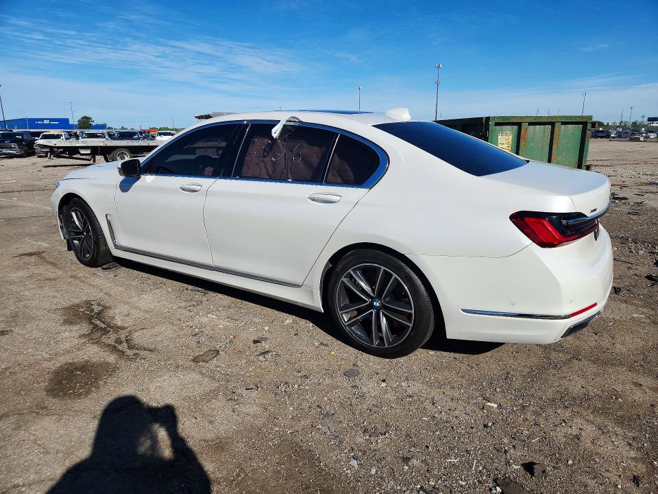 57073716 :رقم المزاد ، WBA7U2C02MCF93326 vin ، 2021 Bmw 750 مزاد بيع