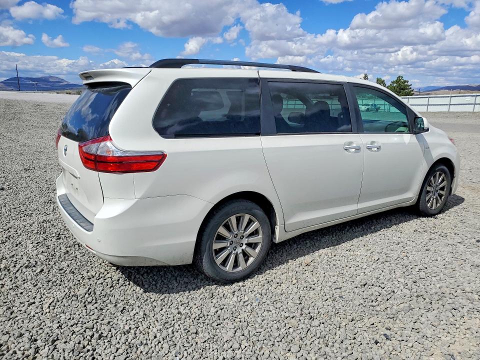 Продажа на аукционе авто 2017 Toyota Sienna, vin: 5TDDZ3DC2HS183102, номер лота: 85967625