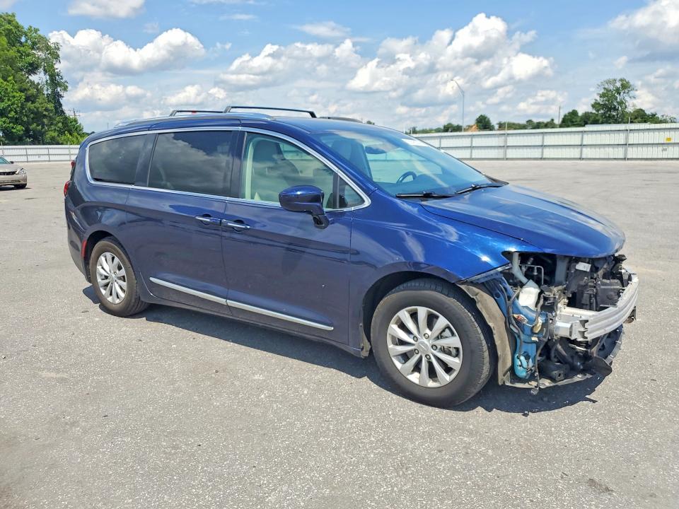 55598386 :رقم المزاد ، 2C4RC1EG0JR293139 vin ، 2018 Chrysler Pacifica مزاد بيع