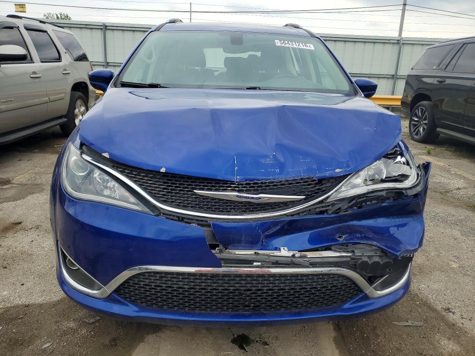 56431216 :رقم المزاد ، 2C4RC1EG7KR604048 vin ، 2019 Chrysler Pacifica مزاد بيع