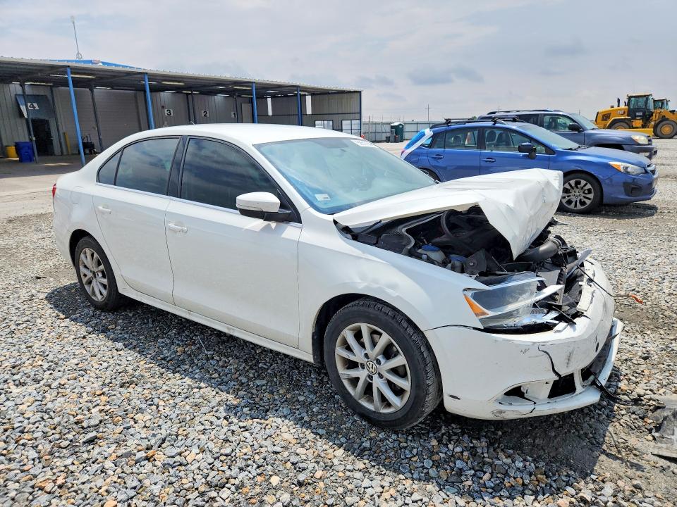 2014 Volkswagen Jetta მანქანა იყიდება აუქციონზე, vin: 3VWD07AJ9EM237556, აუქციონის ნომერი: 58517346