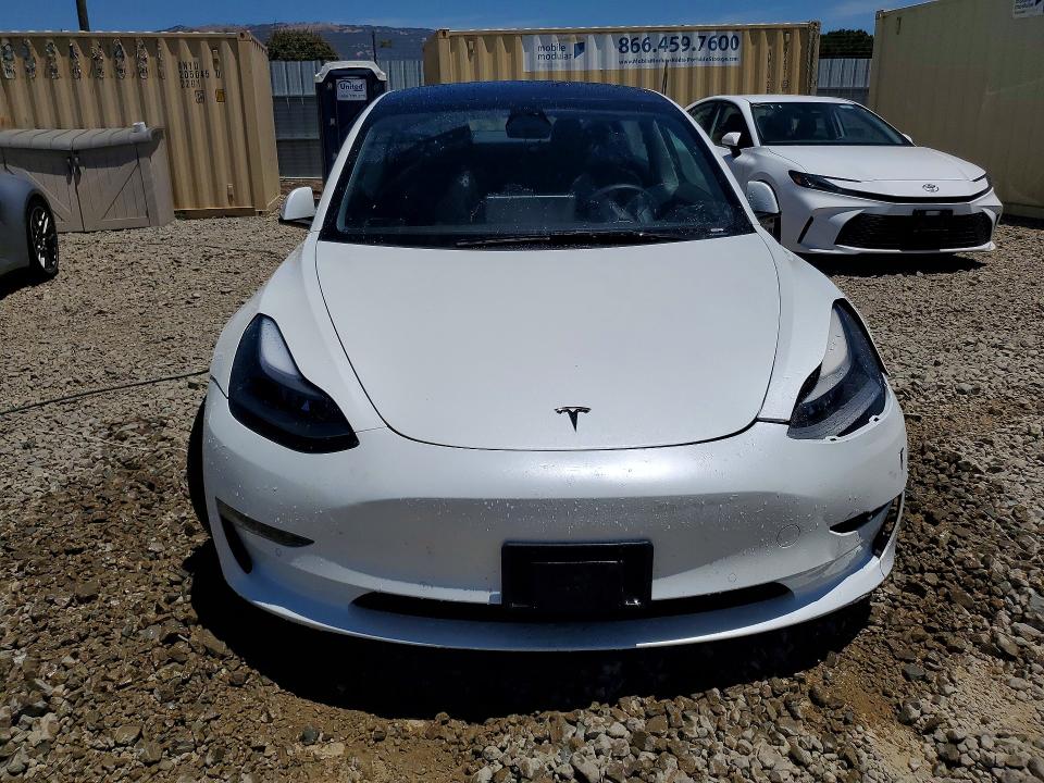 2022 Tesla Model 3 მანქანა იყიდება აუქციონზე, vin: 5YJ3E1EB7NF157273, აუქციონის ნომერი: 56550526