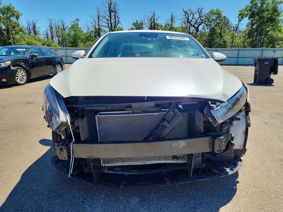 2023 Kia Forte მანქანა იყიდება აუქციონზე, vin: 3KPF24AD0PE562639, აუქციონის ნომერი: 58425446