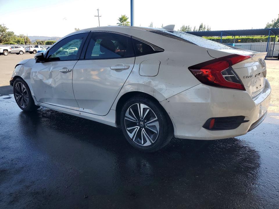 Продаж на аукціоні авто 2017 Honda Civic, vin: 2HGFC1F32HH647825, номер лоту: 58782576