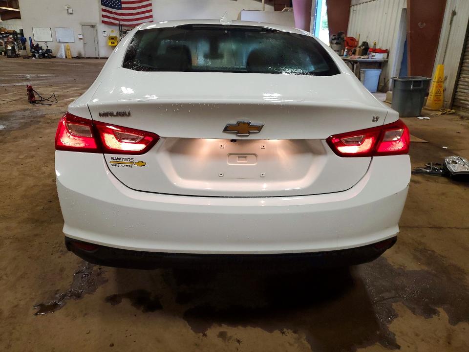 Продажа на аукционе авто 2018 Chevrolet Malibu, vin: 1G1ZD5ST3JF187323, номер лота: 57708586