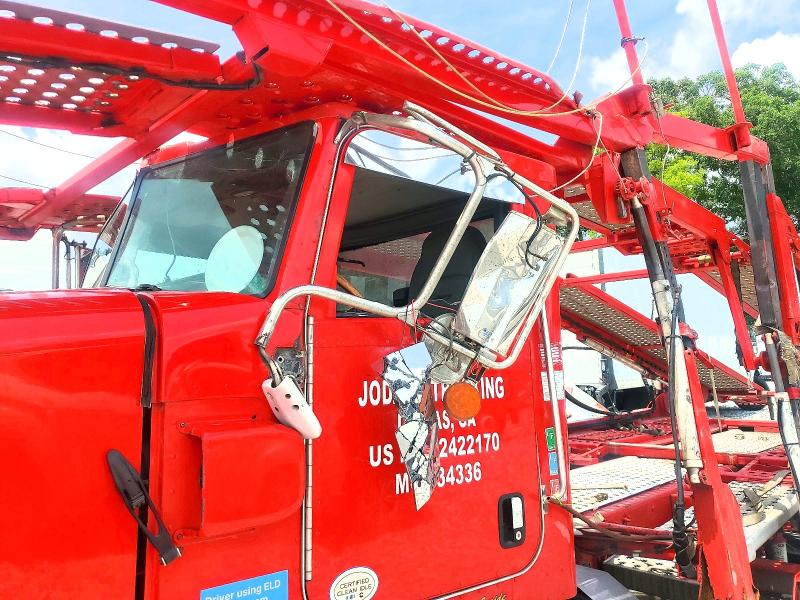 Продажа на аукционе авто 2015 Peterbilt 365, vin: 1NPSD79X2FD273148, номер лота: 57753736