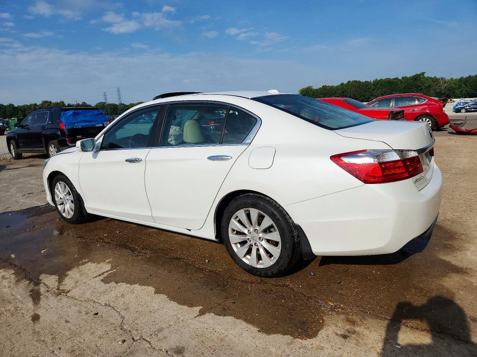 Продажа на аукционе авто 2015 Honda Accord, vin: 1HGCR2F82FA012649, номер лота: 57929586