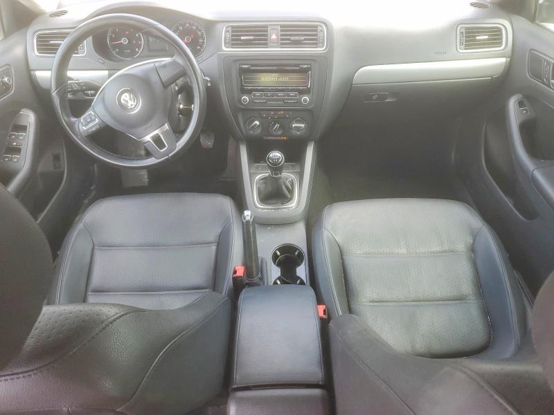 56227346 :رقم المزاد ، 3VWB17AJ5EM397101 vin ، 2014 Volkswagen Jetta مزاد بيع