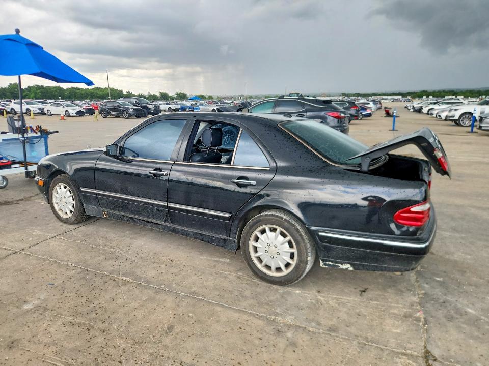 Продаж на аукціоні авто 2000 Mercedes-benz E, vin: WDBJF65J4YB061311, номер лоту: 56244096