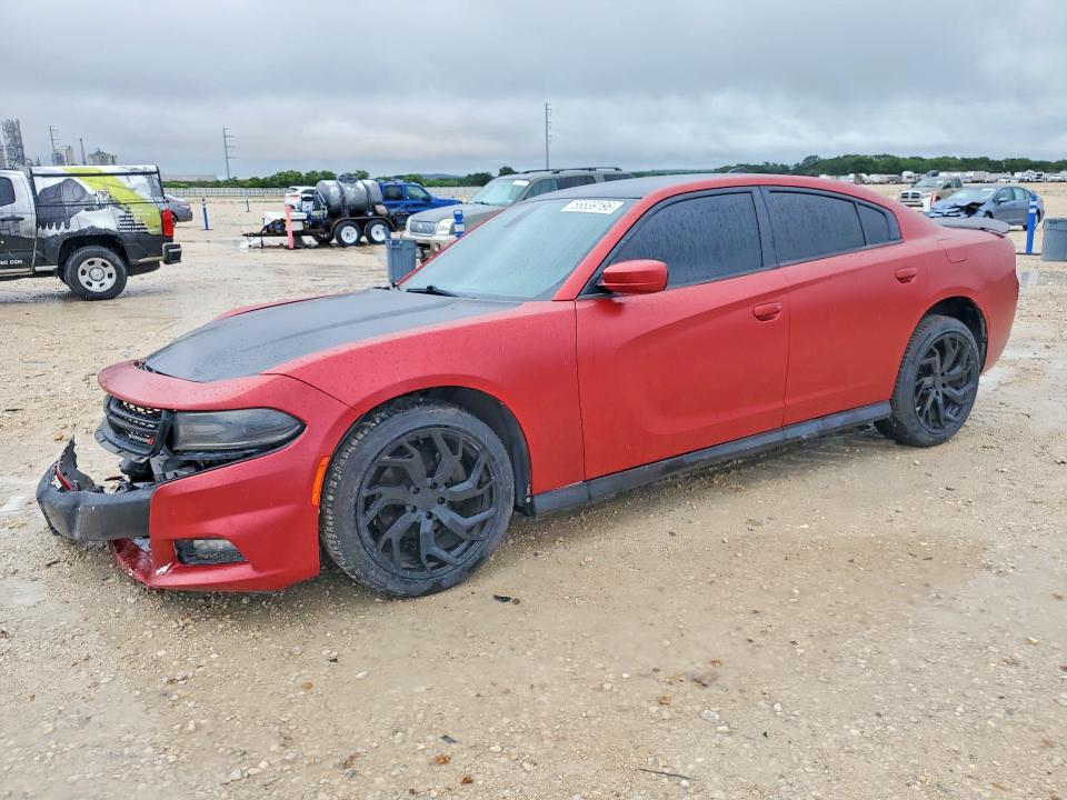 56839196 :رقم المزاد ، 2C3CDXHG7FH880988 vin ، 2015 Dodge Charger مزاد بيع