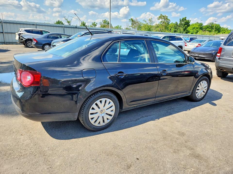 Продажа на аукционе авто 2010 Volkswagen Jetta, vin: 3VWJZ7AJ2AM002306, номер лота: 85616705