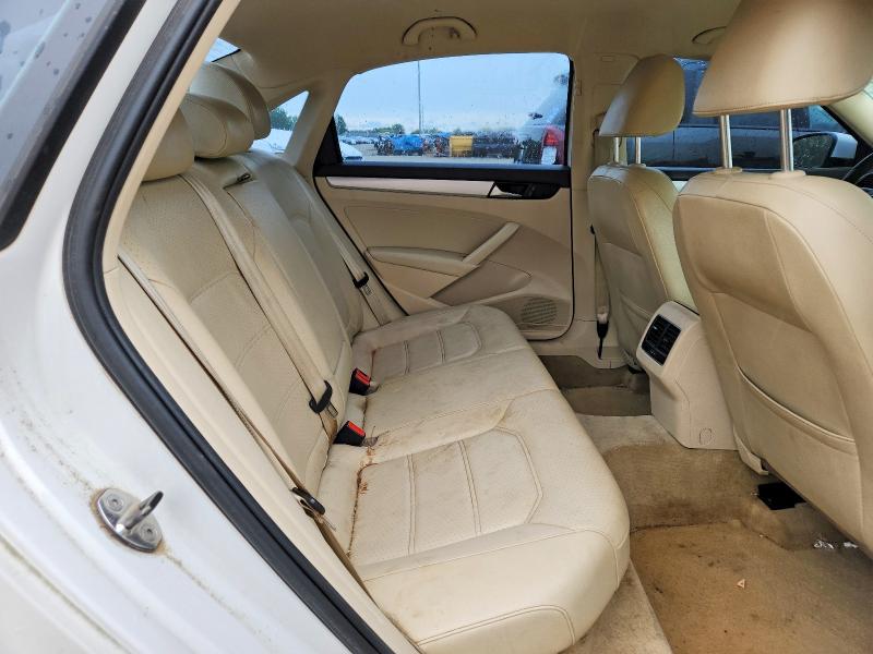 57918296 :رقم المزاد ، 1VWBH7A37DC004759 vin ، 2013 Volkswagen Passat مزاد بيع
