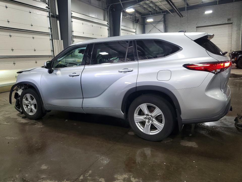 2022 Toyota Highlander მანქანა იყიდება აუქციონზე, vin: 5TDBZRBH6NS213741, აუქციონის ნომერი: 56469996