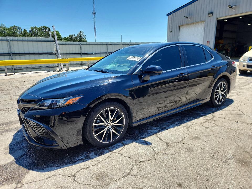 2021 Toyota Camry მანქანა იყიდება აუქციონზე, vin: 4T1G11AK6MU549049, აუქციონის ნომერი: 56989246