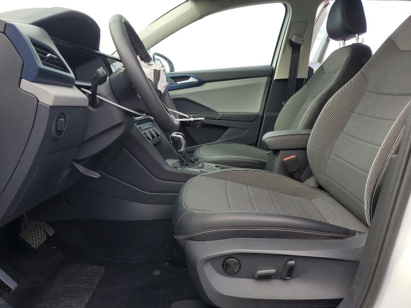 50902466 :رقم المزاد ، 3VVRX7B25NM025427 vin ، 2022 Volkswagen Taos مزاد بيع