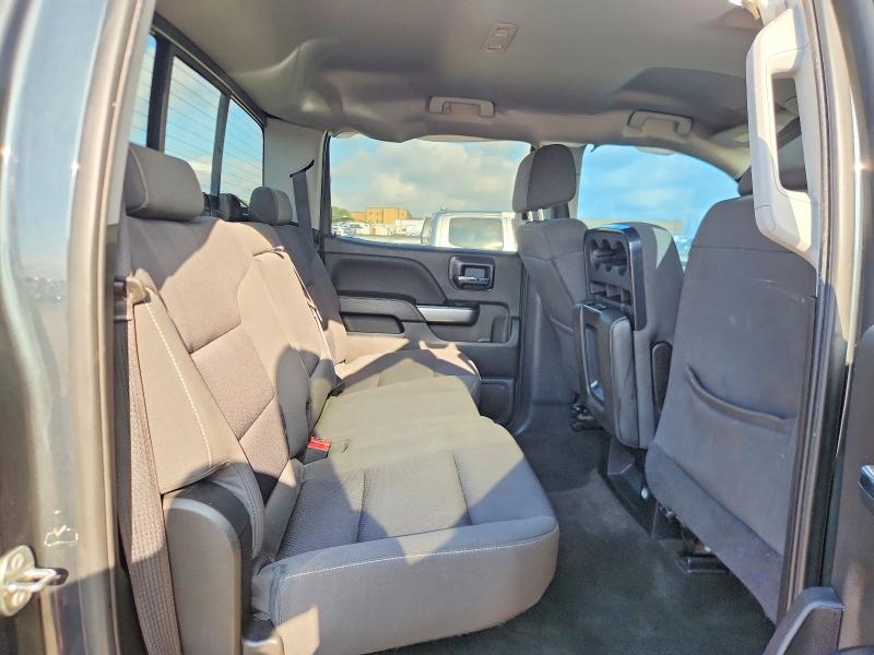 57421576 :رقم المزاد ، 3GCPCREC5JG385131 vin ، 2018 Chevrolet Silverado مزاد بيع