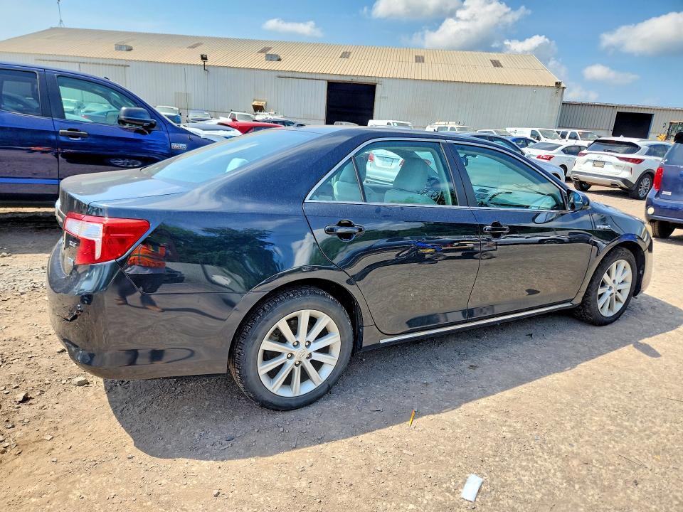 Продаж на аукціоні авто 2014 Toyota Camry Hybrid, vin: 4T1BD1FK7EU108106, номер лоту: 59136816