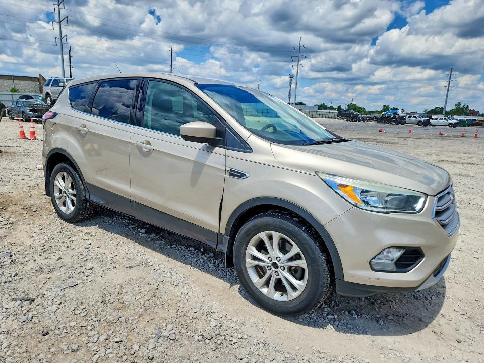 Продаж на аукціоні авто 2017 Ford Escape, vin: 1FMCU9G91HUE67146, номер лоту: 57713796