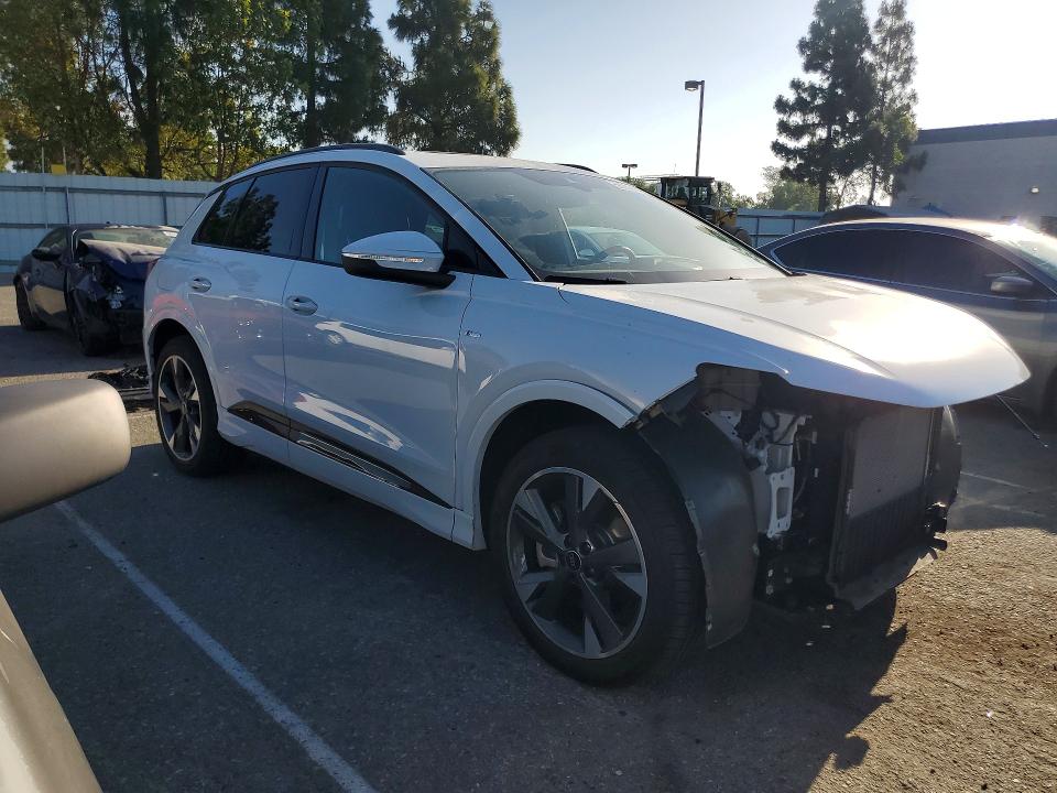56786906 :رقم المزاد ، WA1M2BFZ6PP005762 vin ، 2023 Audi Q4 E-tron مزاد بيع