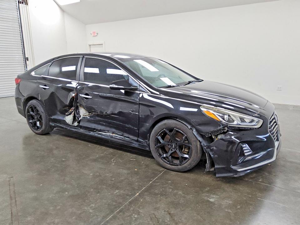 2018 Hyundai Sonata მანქანა იყიდება აუქციონზე, vin: 5NPE34AF1JH639452, აუქციონის ნომერი: 56875246