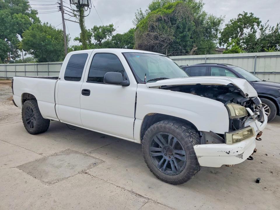 2005 Chevrolet Silverado მანქანა იყიდება აუქციონზე, vin: 1GCEC19ZX5Z345222, აუქციონის ნომერი: 56577986