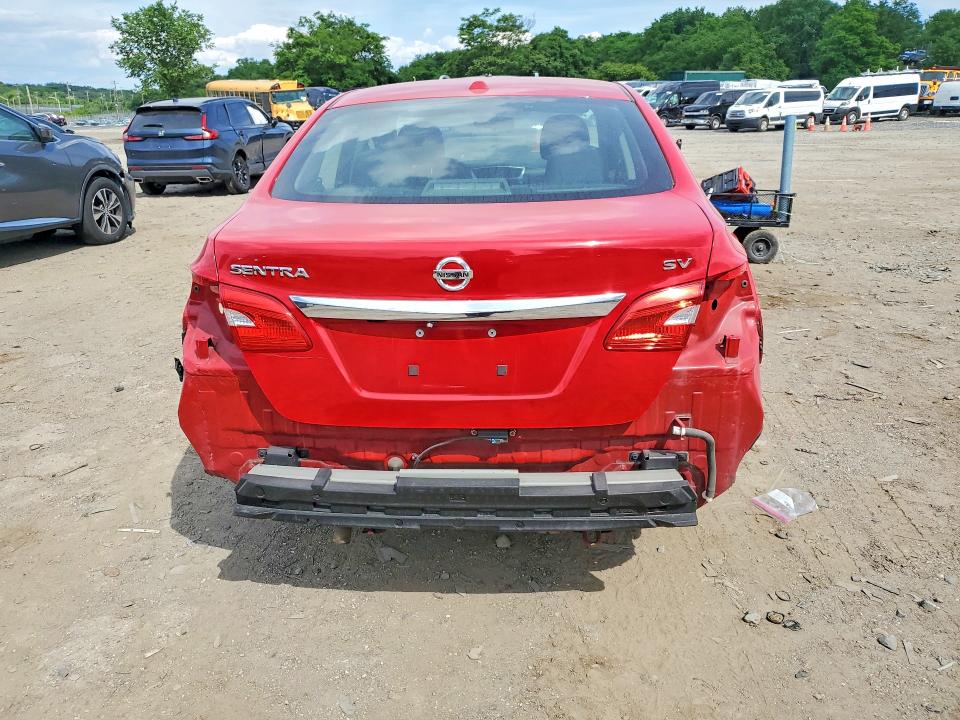 54097496 :رقم المزاد ، 3N1AB7AP0JY205301 vin ، 2018 Nissan Sentra مزاد بيع