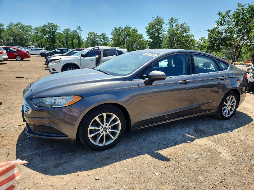 58069476 :رقم المزاد ، 3FA6P0HD4HR189301 vin ، 2017 Ford Fusion مزاد بيع