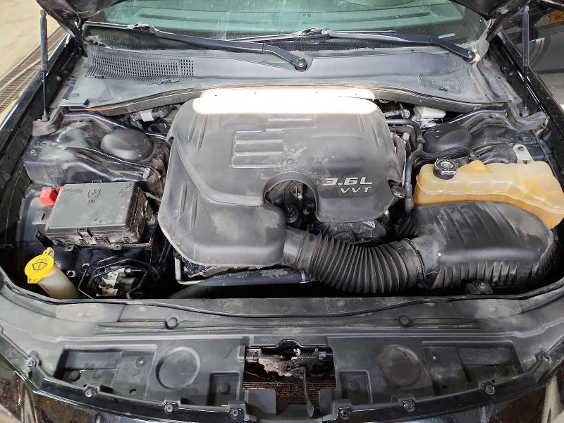 57081516 :رقم المزاد ، 2C3CCAGG9HH637588 vin ، 2017 Chrysler 300 مزاد بيع