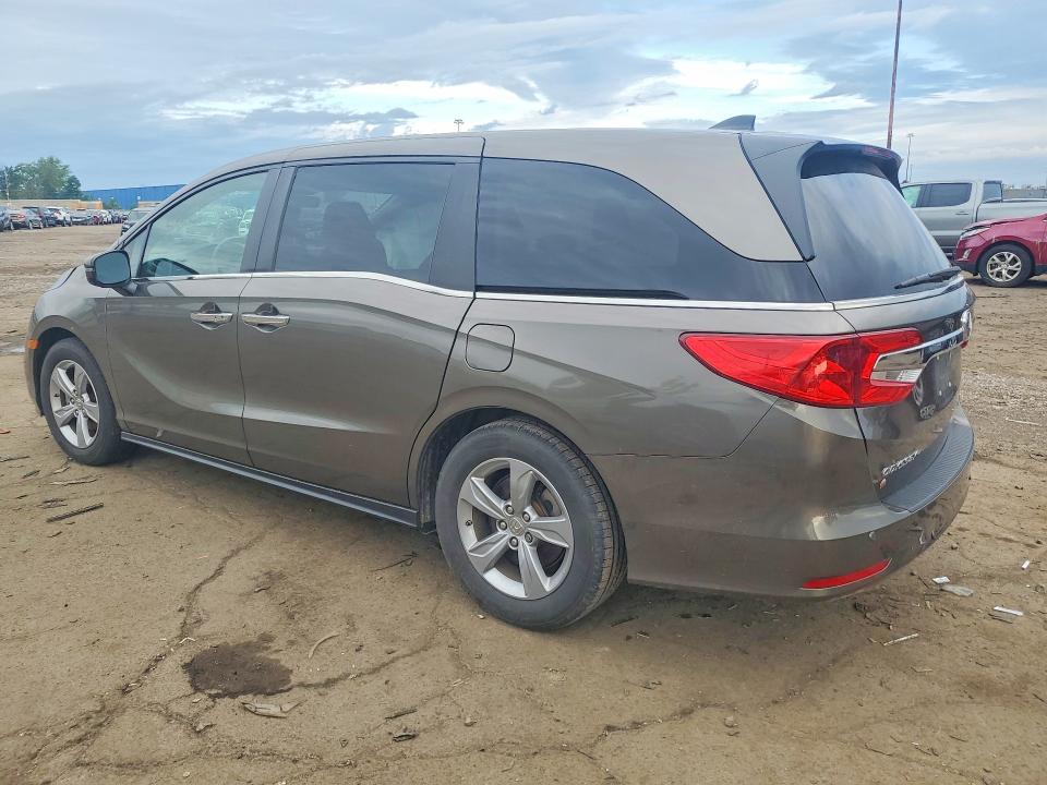 Продаж на аукціоні авто 2018 Honda Odyssey, vin: 5FNRL6H72JB044796, номер лоту: 56683746