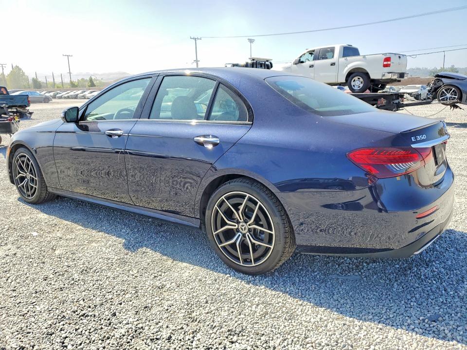 58933066 :رقم المزاد ، W1KZF8DB2MA945585 vin ، 2021 Mercedes-benz E مزاد بيع