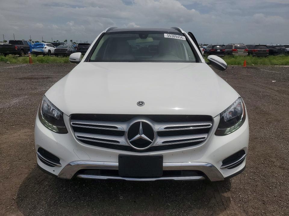 55389456 :رقم المزاد ، WDC0G4KB8HV013458 vin ، 2017 Mercedes-benz Glc مزاد بيع
