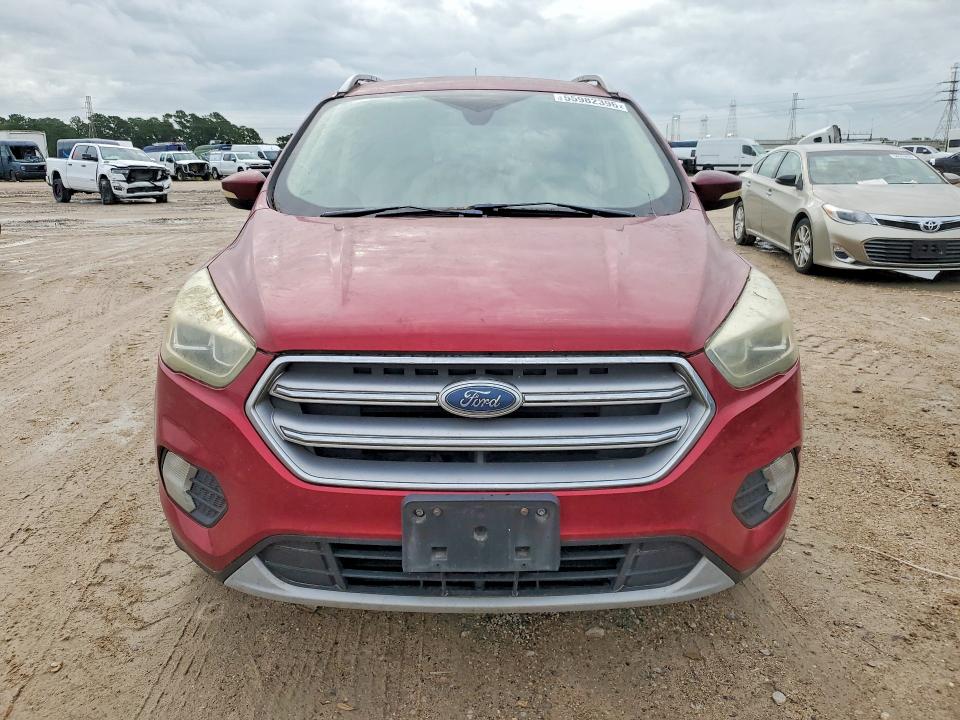 55982396 :رقم المزاد ، 1FMCU0JD5HUB88727 vin ، 2017 Ford Escape مزاد بيع