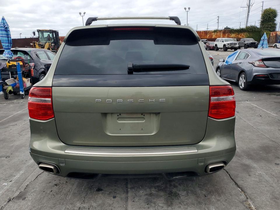 Продажа на аукционе авто 2010 Porsche Cayenne, vin: WP1AA2APXALA06511, номер лота: 57972036
