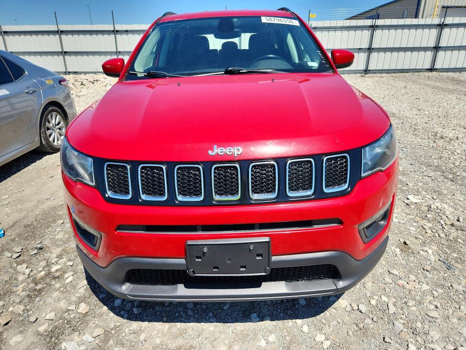 Продаж на аукціоні авто 2018 Jeep Compass, vin: 3C4NJDBB2JT256766, номер лоту: 58296556