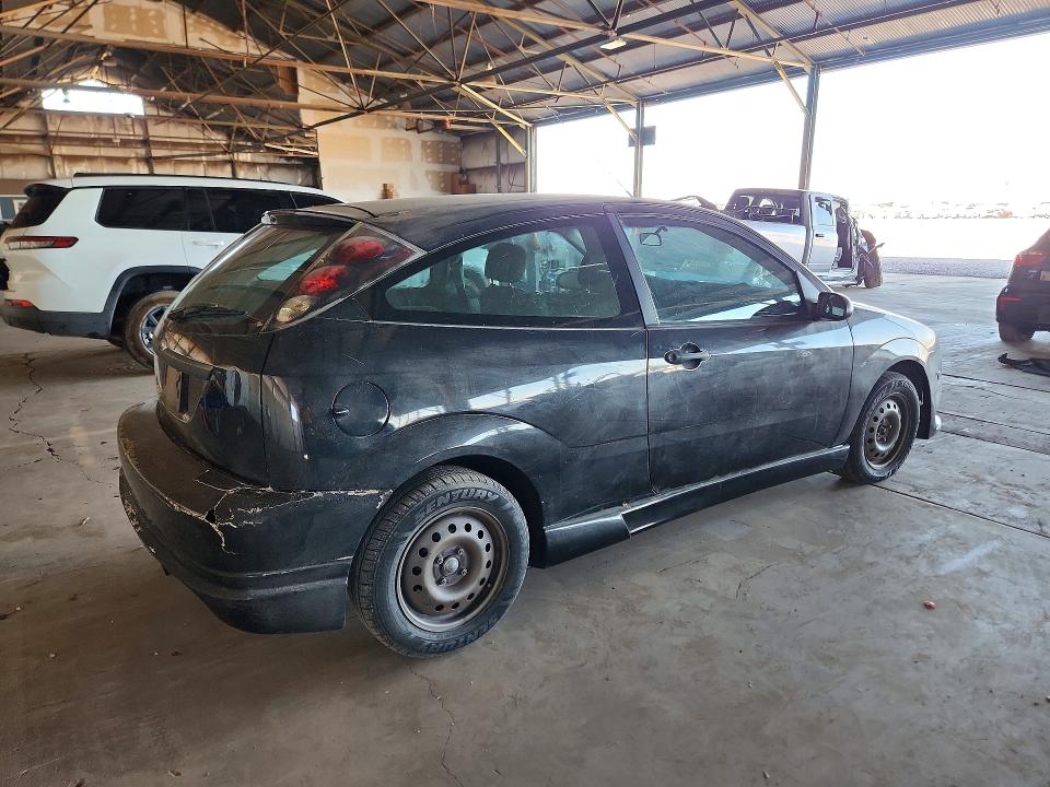 57092316 :رقم المزاد ، 3FAFP31N95R143883 vin ، 2005 Ford Focus مزاد بيع