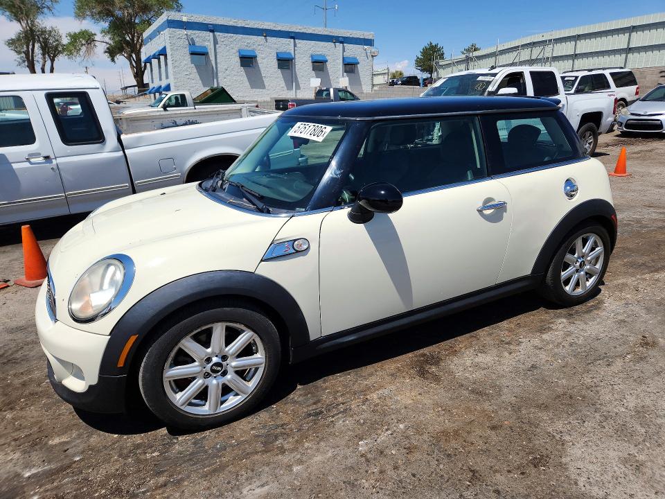 2011 Mini Cooper მანქანა იყიდება აუქციონზე, vin: WMWSV3C52BTY23076, აუქციონის ნომერი: 57517806