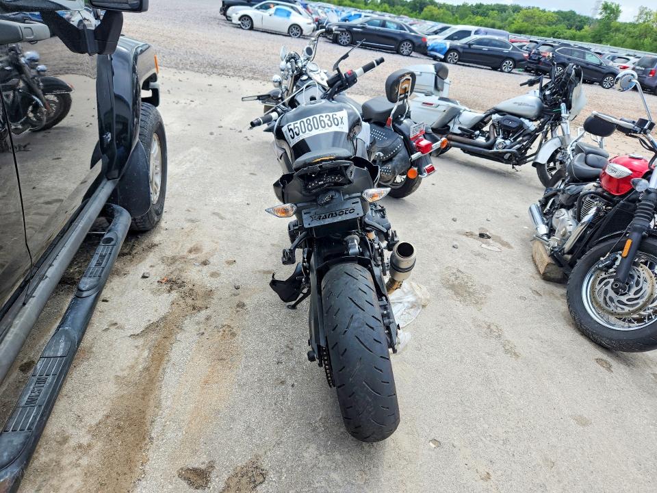 Продажа на аукционе авто 2022 Kawasaki Zr900, vin: JKAZR2F18NA035518, номер лота: 55080636
