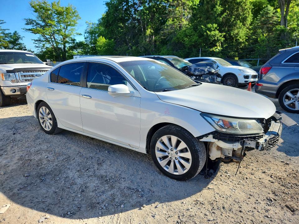 Продажа на аукционе авто 2013 Honda Accord, vin: 1HGCR2F73DA260820, номер лота: 55681466