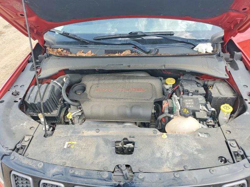 55514316 :رقم المزاد ، 3C4NJDDB8JT147791 vin ، 2018 Jeep Compass مزاد بيع