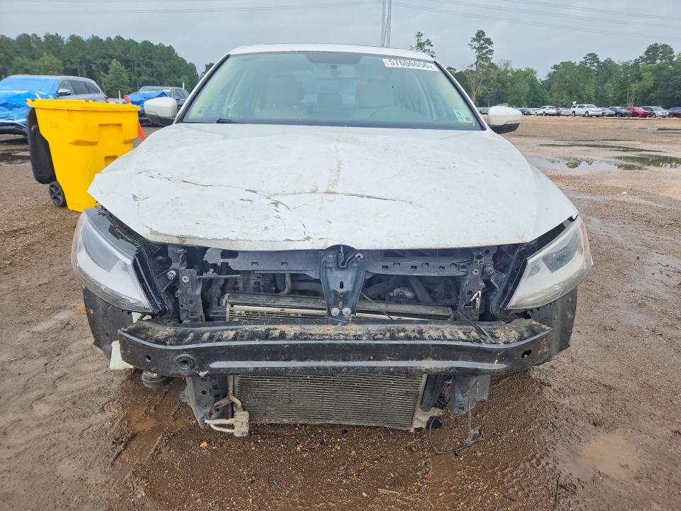 57606656 :رقم المزاد ، 3VWD67AJ9GM322947 vin ، 2016 Volkswagen Jetta مزاد بيع