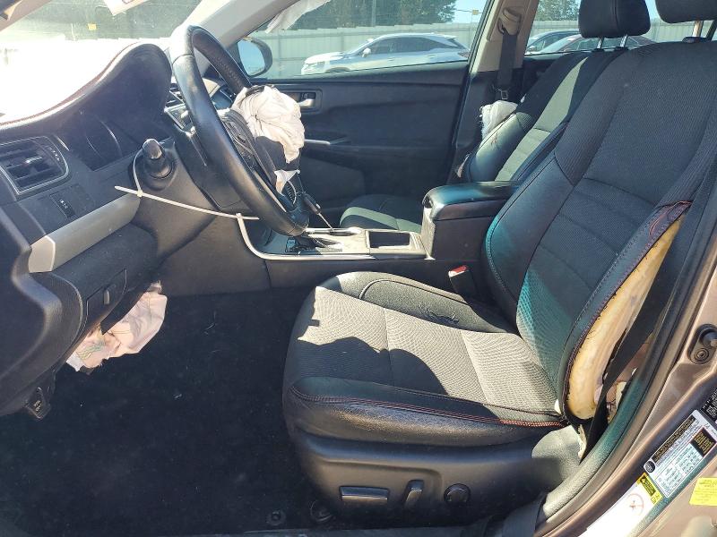 56033106 :رقم المزاد ، 4T1BF1FK0HU679774 vin ، 2017 Toyota Camry مزاد بيع