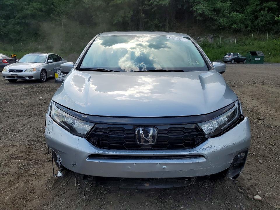 58933626 :رقم المزاد ، 5FNRL6H86TB031982 vin ، 2026 Honda Odyssey مزاد بيع
